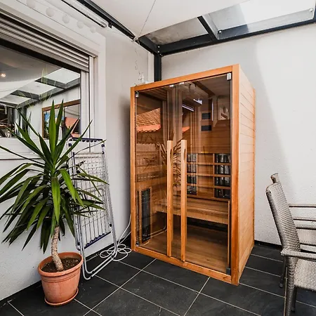 Tinkara With Ir Sauna *