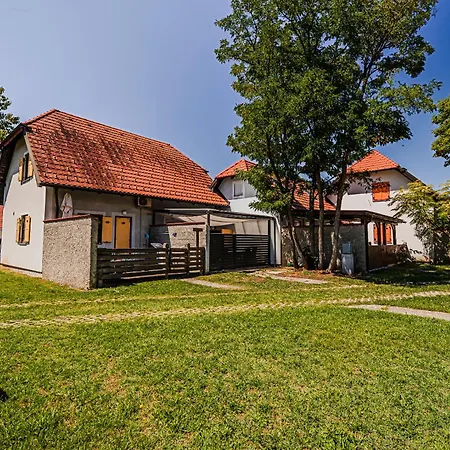 Tinkara With Ir Sauna