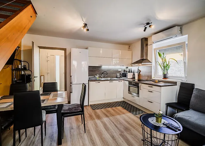 Tinkara With Ir Sauna