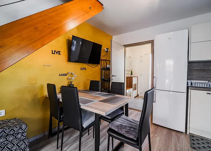 Tinkara With Ir Sauna * Catez ob Savi