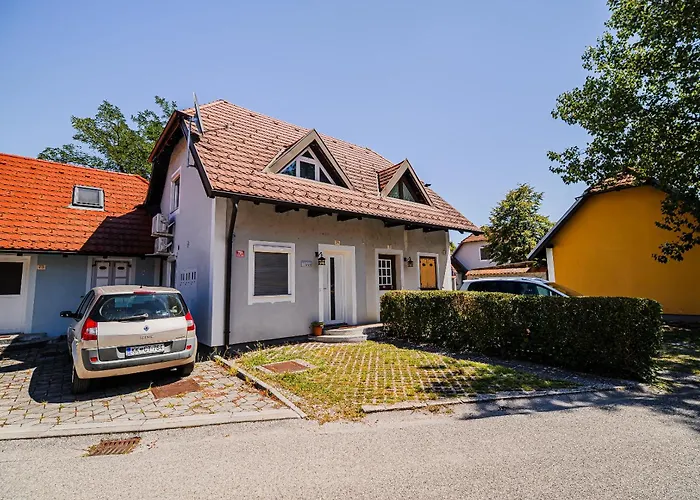 Tinkara With Ir Sauna Prázdninový dům *